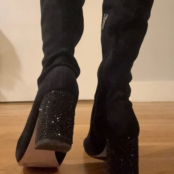 Black Suede Jewel Badgley Mischka Evalina Rhinestone Heel Boots Size 5 - Picture 6 of 7